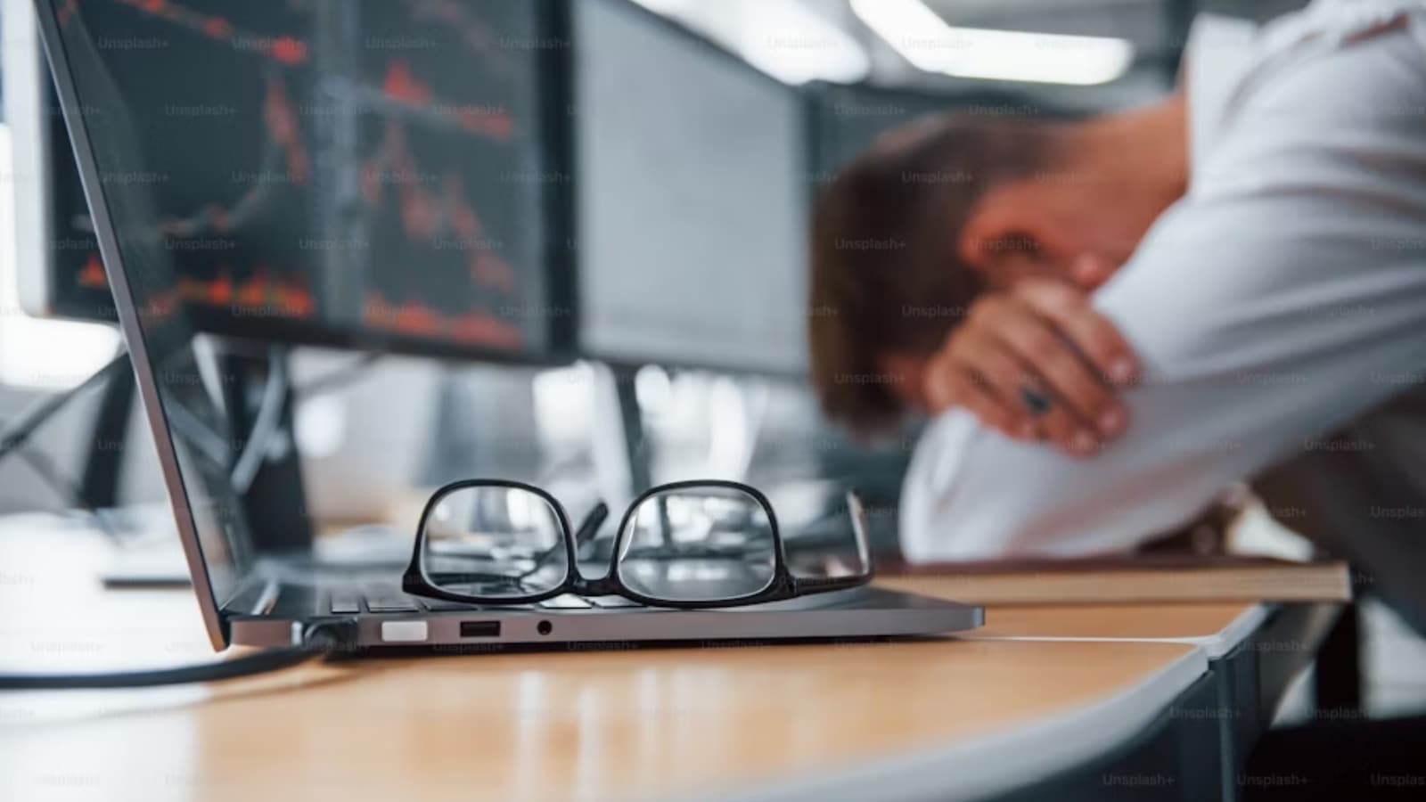 6 habits you need to change if you feel sleepy during the day