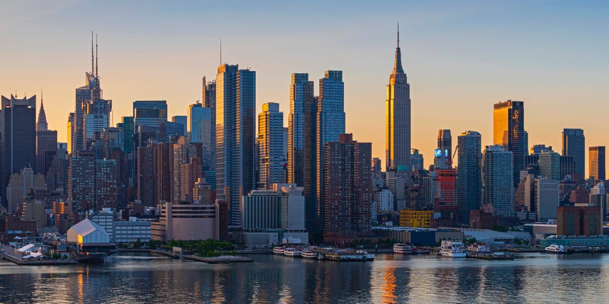 Top 10 NYC Restaurants Where Wall Street and Madison Avenue Dine
